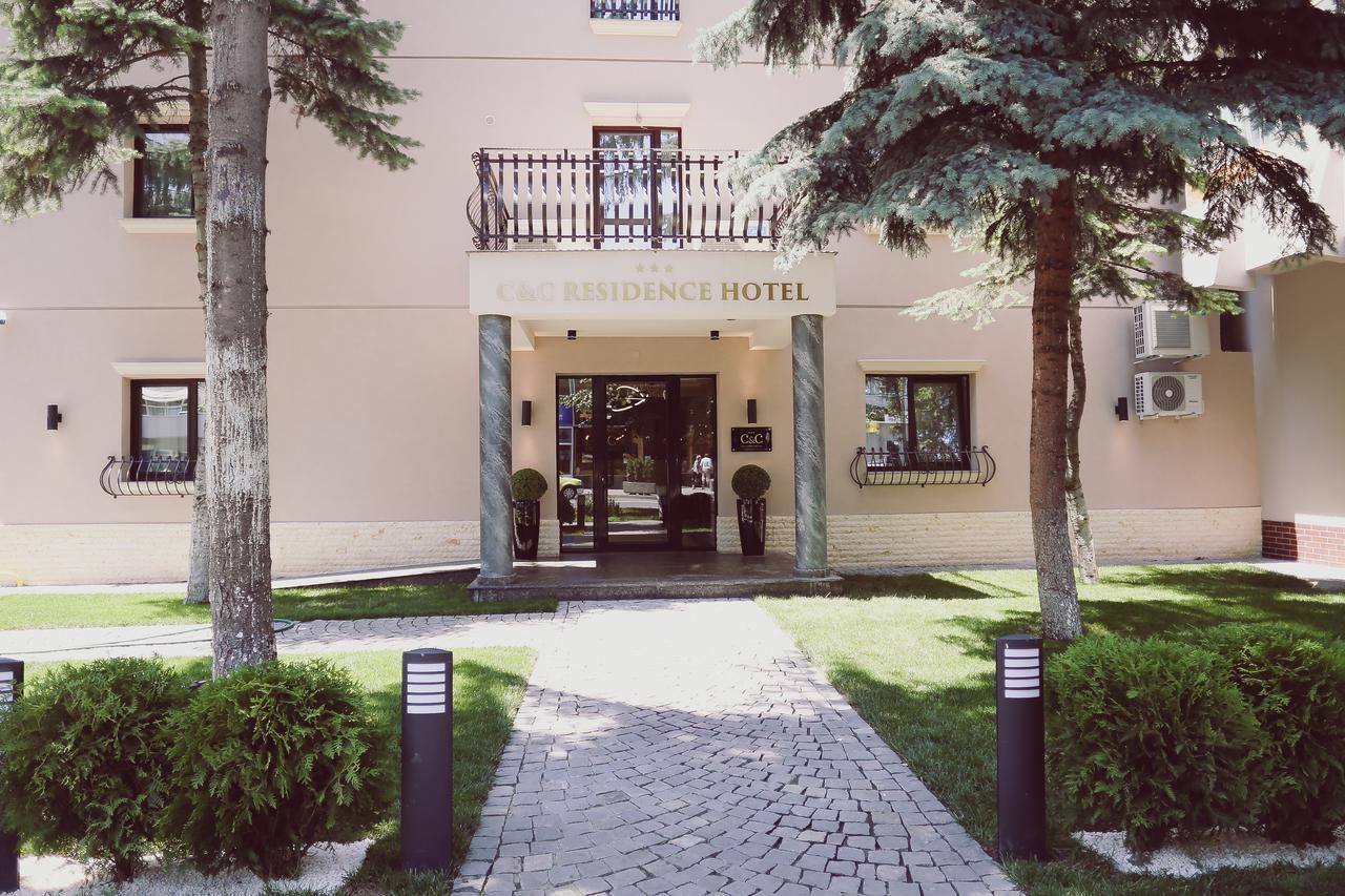 C&C Residence Hotel Bacău Exteriör bild